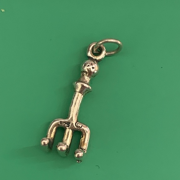 .925 Garden Hand Rake Sterling Silver Jewelry Charm #vintage - Picture 2 of 3